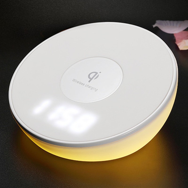 2018 hot selling product clock use LED flash Qi wireless charger fast charging pad for samsung s8 s8 plus wireless charger